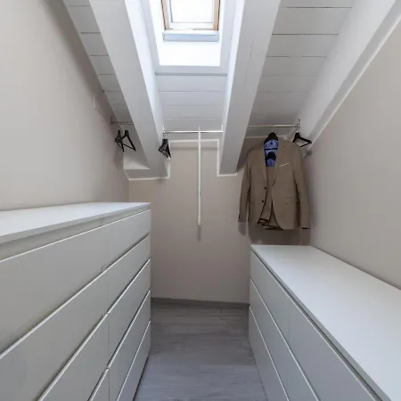 The Rent - Spacious In Paolo Sarpi Appartement *